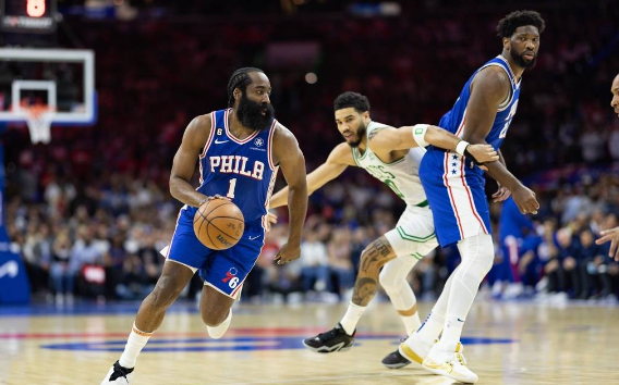 塔圖姆末節(jié)連中4記三分自我救贖 綠軍95-86擊敗76人 比分扳為3-3平