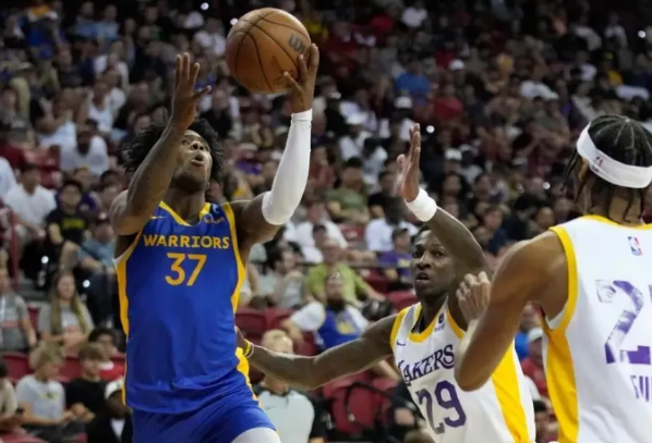 賭城夏聯(lián)-克里斯蒂22+7 斯威德19分 桑托斯25+7 湖人103-96力克勇士