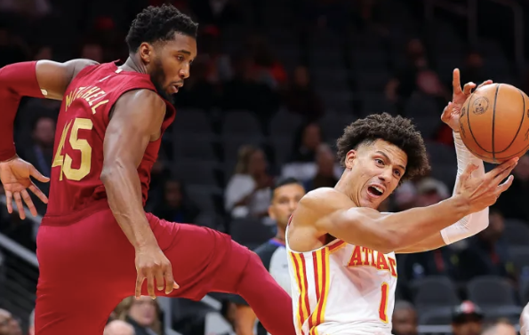 季前賽-弗雷斯特2+1準(zhǔn)絕殺 奧科羅19分 老鷹108-107險勝騎士 季前賽-弗雷斯特2+1準(zhǔn)絕殺 奧科羅19分 老鷹108-107險勝騎士