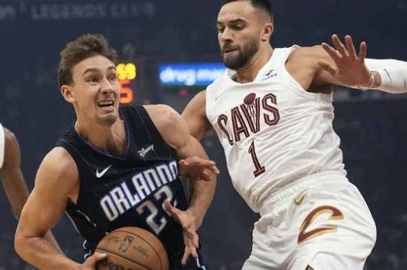 季前賽-小瓦格納18分 富爾茨13分 加蘭19分 魔術(shù)108-105力克騎士