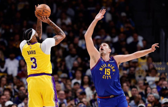 約基奇29+13+11 詹姆斯21+8 濃眉17+8&下半場0分 掘金119-107勝湖人