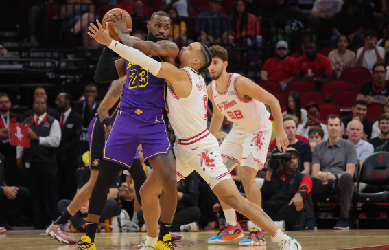 格林三節(jié)砍28+6 詹姆斯遭遇嚴(yán)防僅18分 火箭128-94送湖人客場(chǎng)五連敗