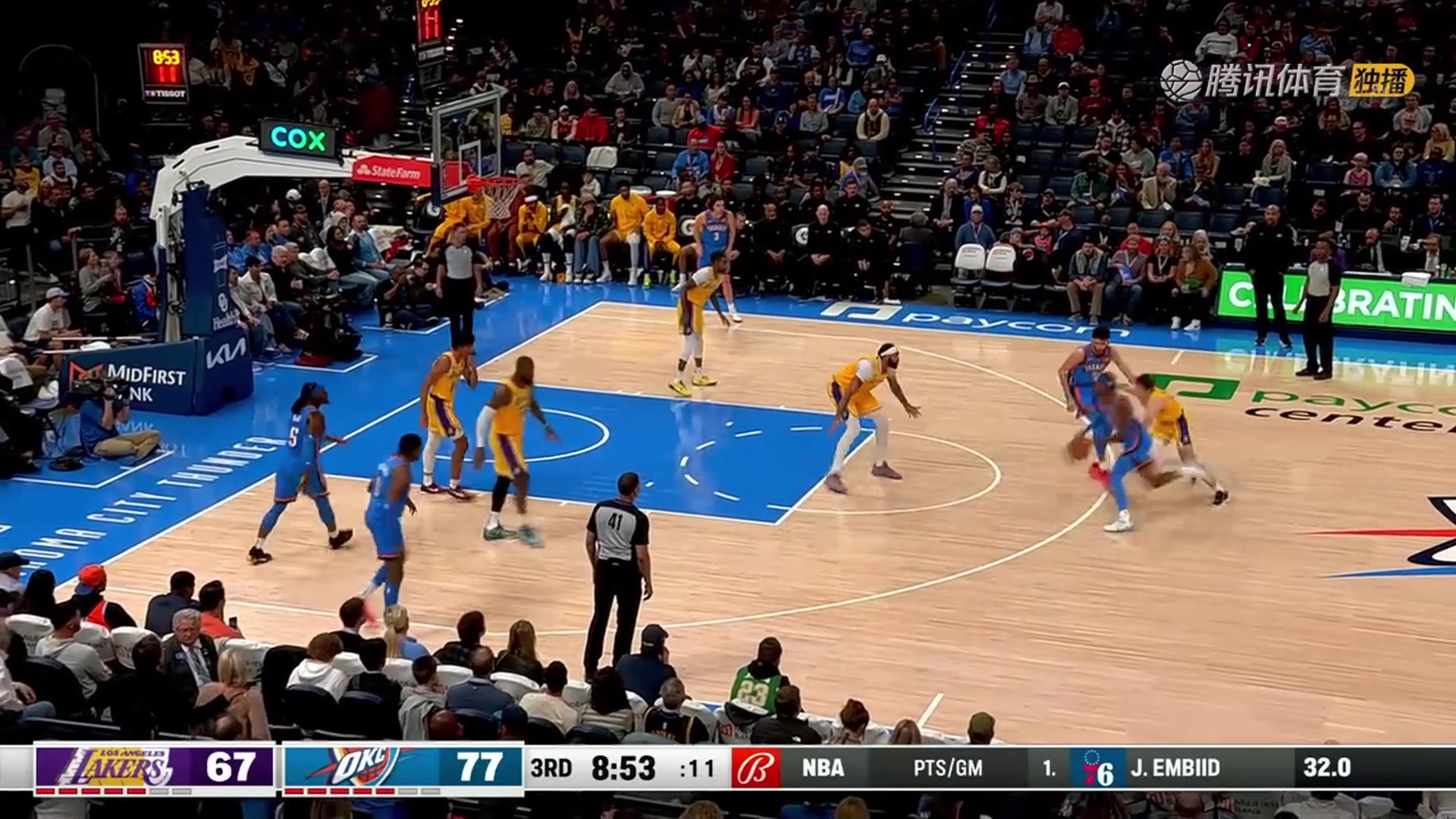 這也太像杜蘭特了吧！霍姆格倫單挑濃眉，高難度翻身后仰2+1！