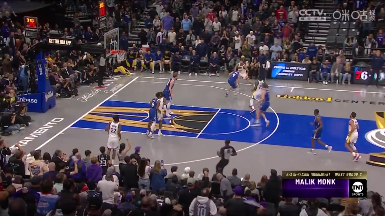 拍大腿??！最后時(shí)刻，追夢(mèng)與克萊配合出現(xiàn)致命失誤！