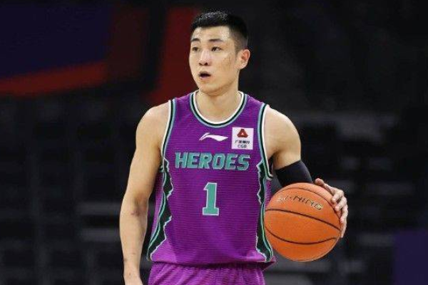 山東男籃主帥丁偉:高詩巖缺席的比賽是本賽季最團結的一戰(zhàn)