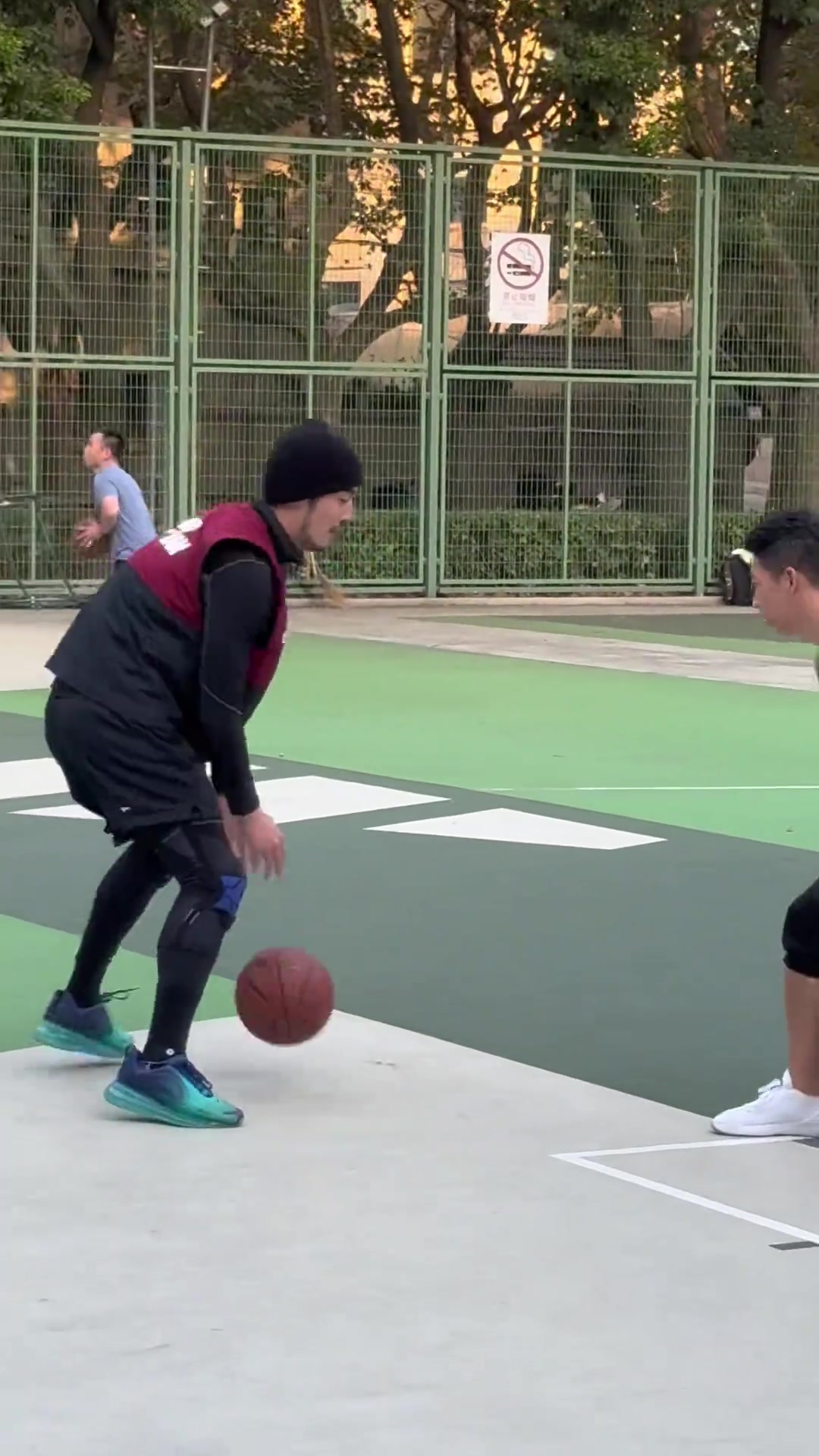 愛情公寓展博演員金世佳打籃球什么水平？