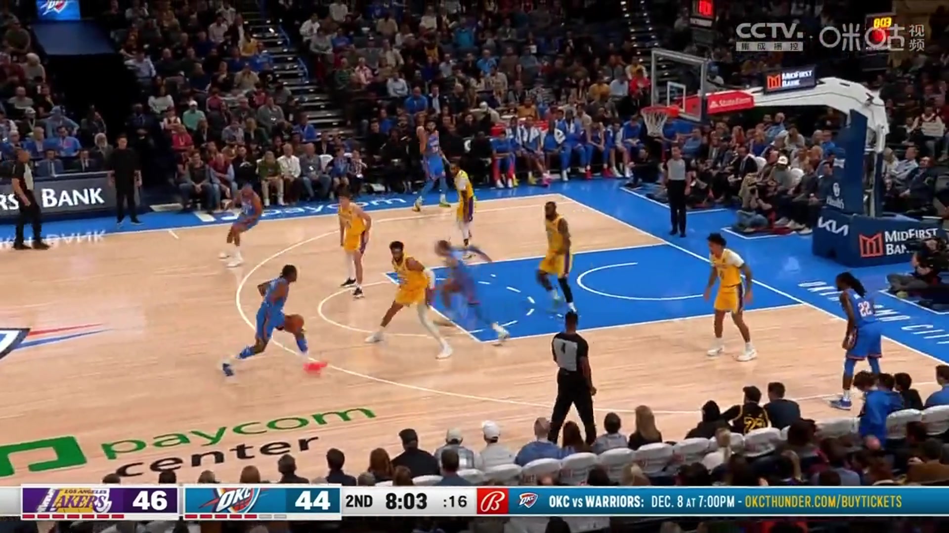 39歲這個彈跳高度也太變態(tài)了?。≌材匪箤⒖贤纳匣@帽到板上！