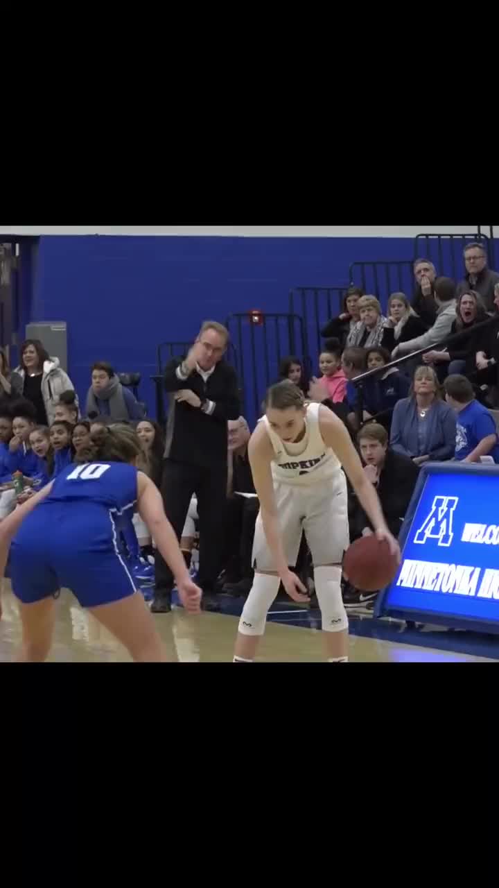 天才籃球女神佩奇布克斯如果能參加選秀 你覺得她的模版是誰？