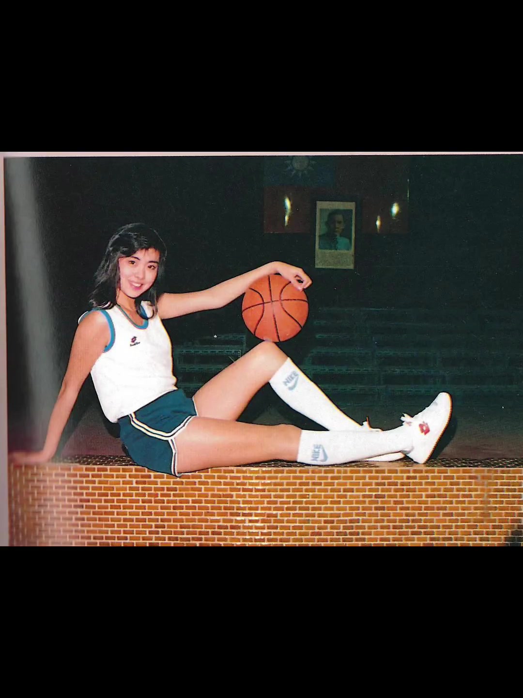 真人版赤木晴子！女神王祖賢早期珍貴打球視頻 真的是百看不厭