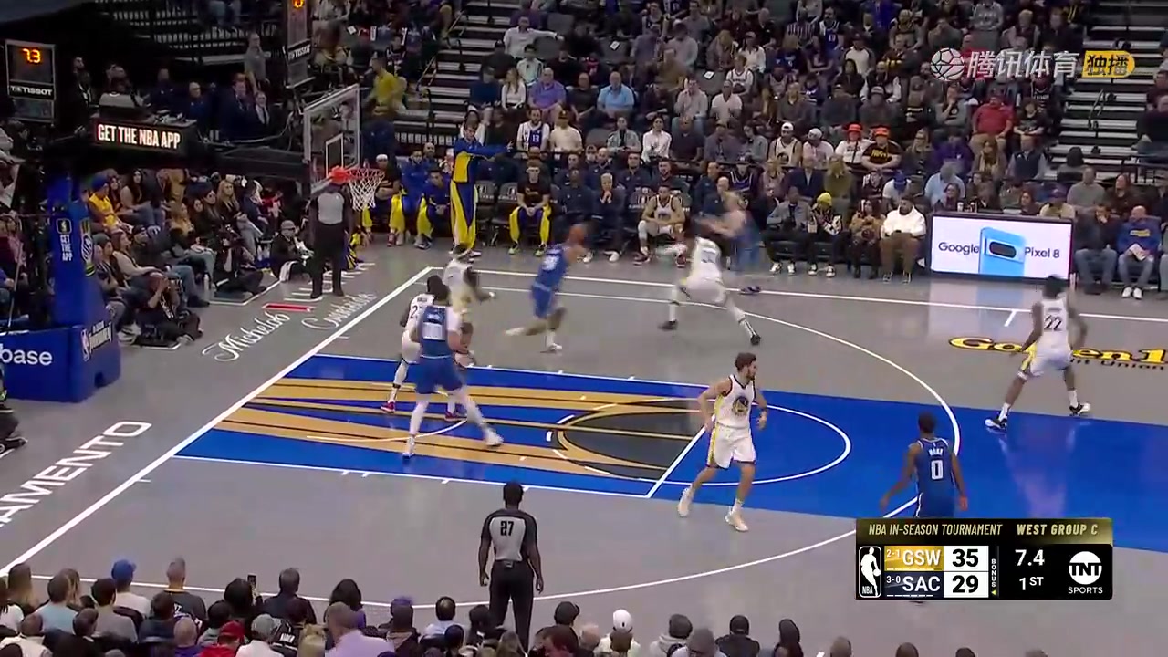 還以為你要傳呢！小佩頓假傳真投打進壓哨上籃！楊毅直呼：好家伙