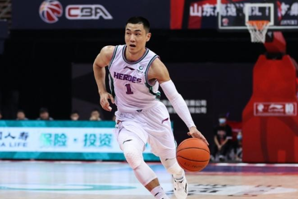 高詩巖遭暫時離隊：山東管理層表現(xiàn)不滿休賽期或成解決關鍵